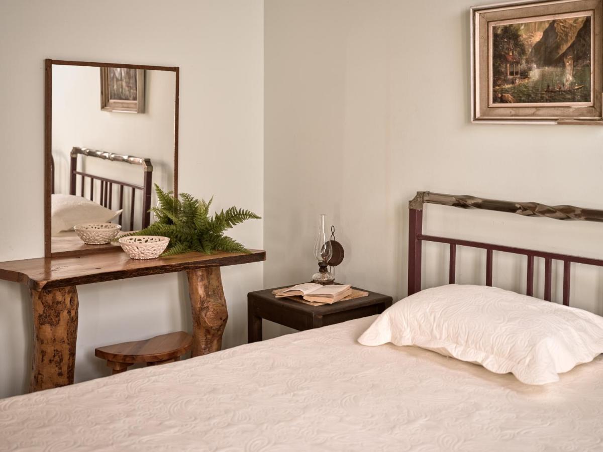 Vafias Villa - Tranquil Location, Ideal For Large Groups, By Zantewize Литакия Экстерьер фото