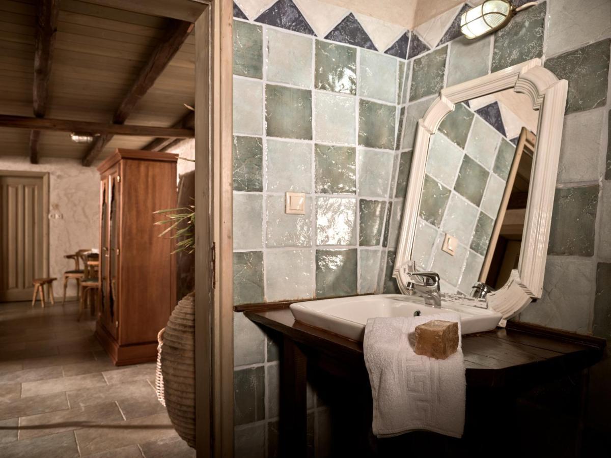 Vafias Villa - Tranquil Location, Ideal For Large Groups, By Zantewize Литакия Экстерьер фото