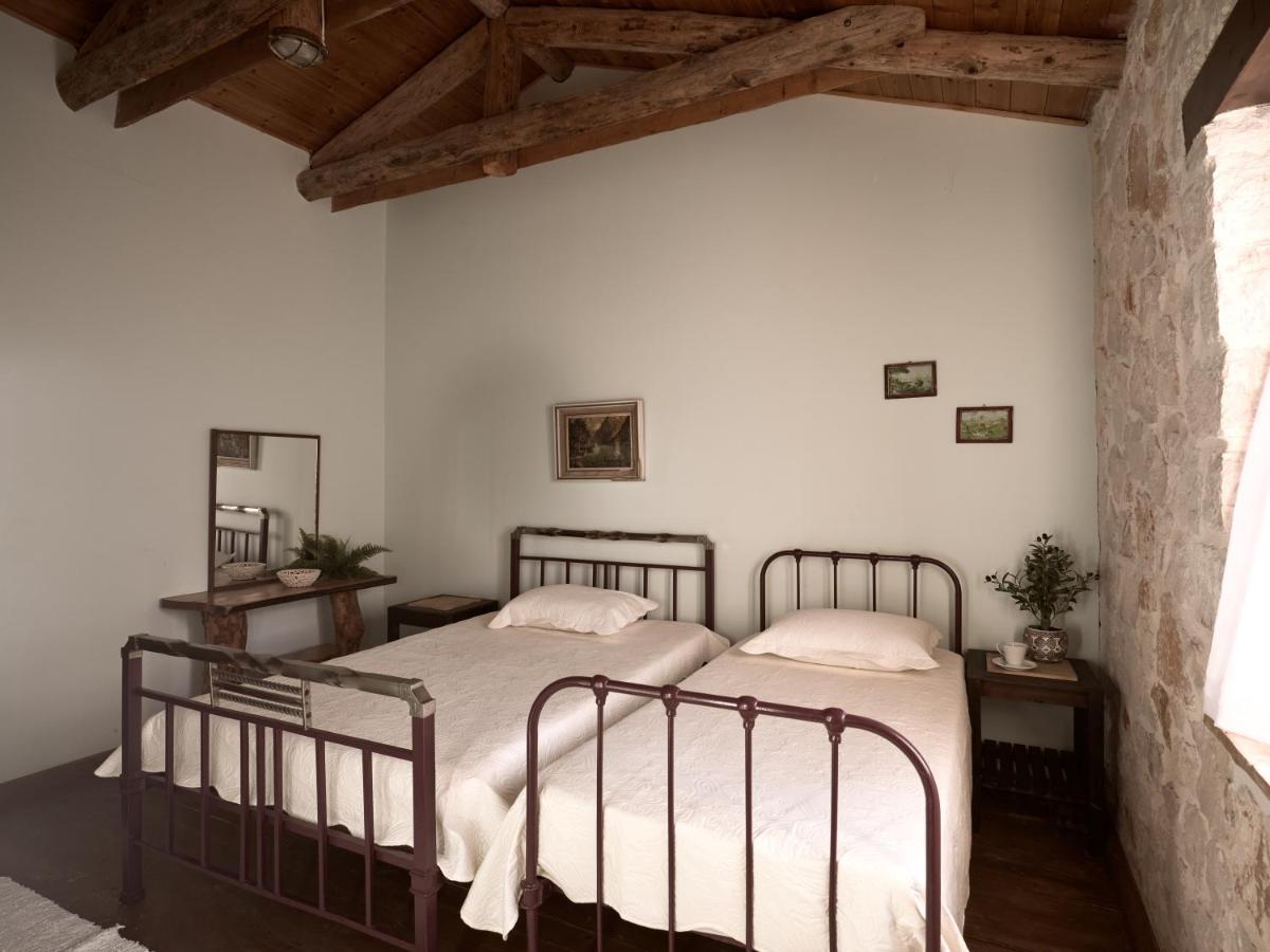 Vafias Villa - Tranquil Location, Ideal For Large Groups, By Zantewize Литакия Экстерьер фото