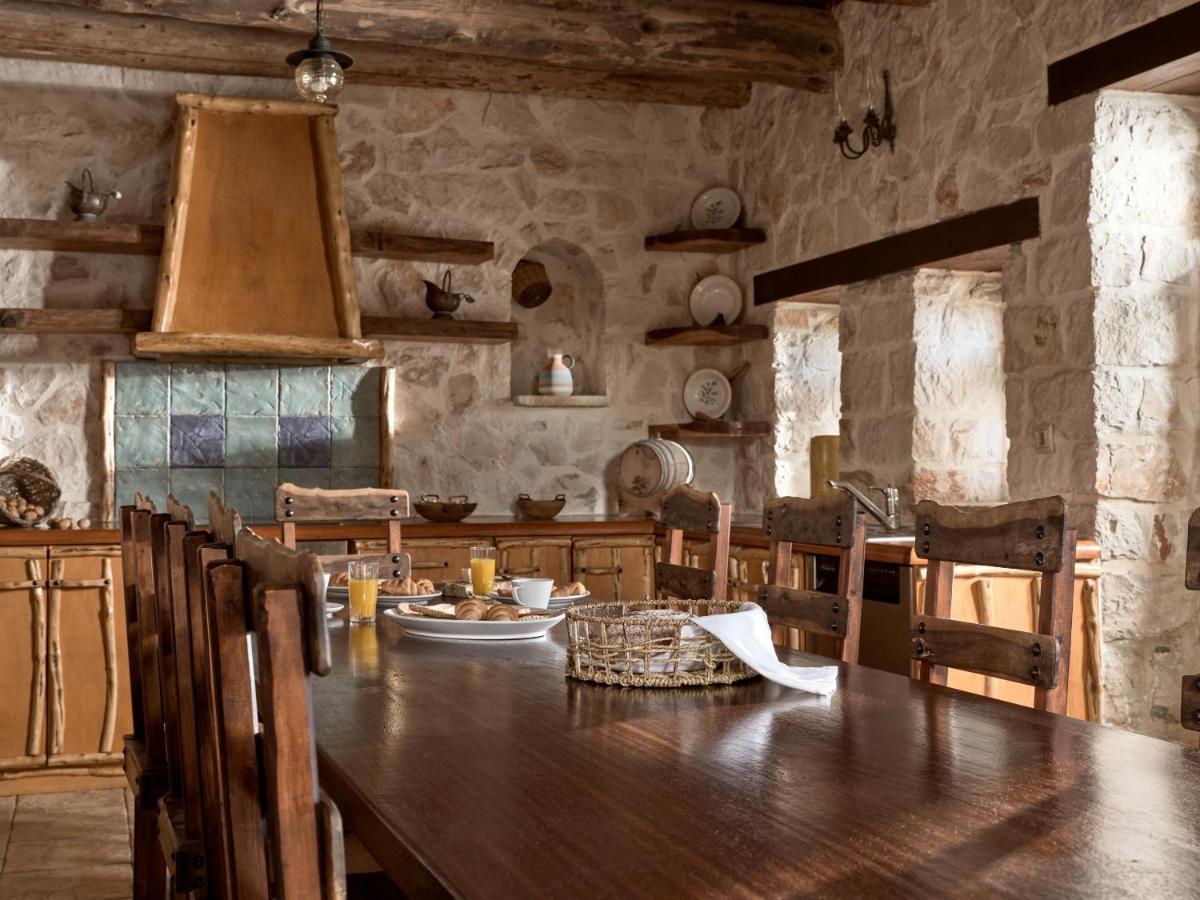 Vafias Villa - Tranquil Location, Ideal For Large Groups, By Zantewize Литакия Экстерьер фото