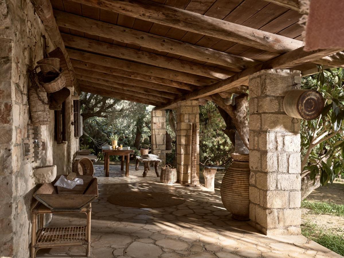 Vafias Villa - Tranquil Location, Ideal For Large Groups, By Zantewize Литакия Экстерьер фото